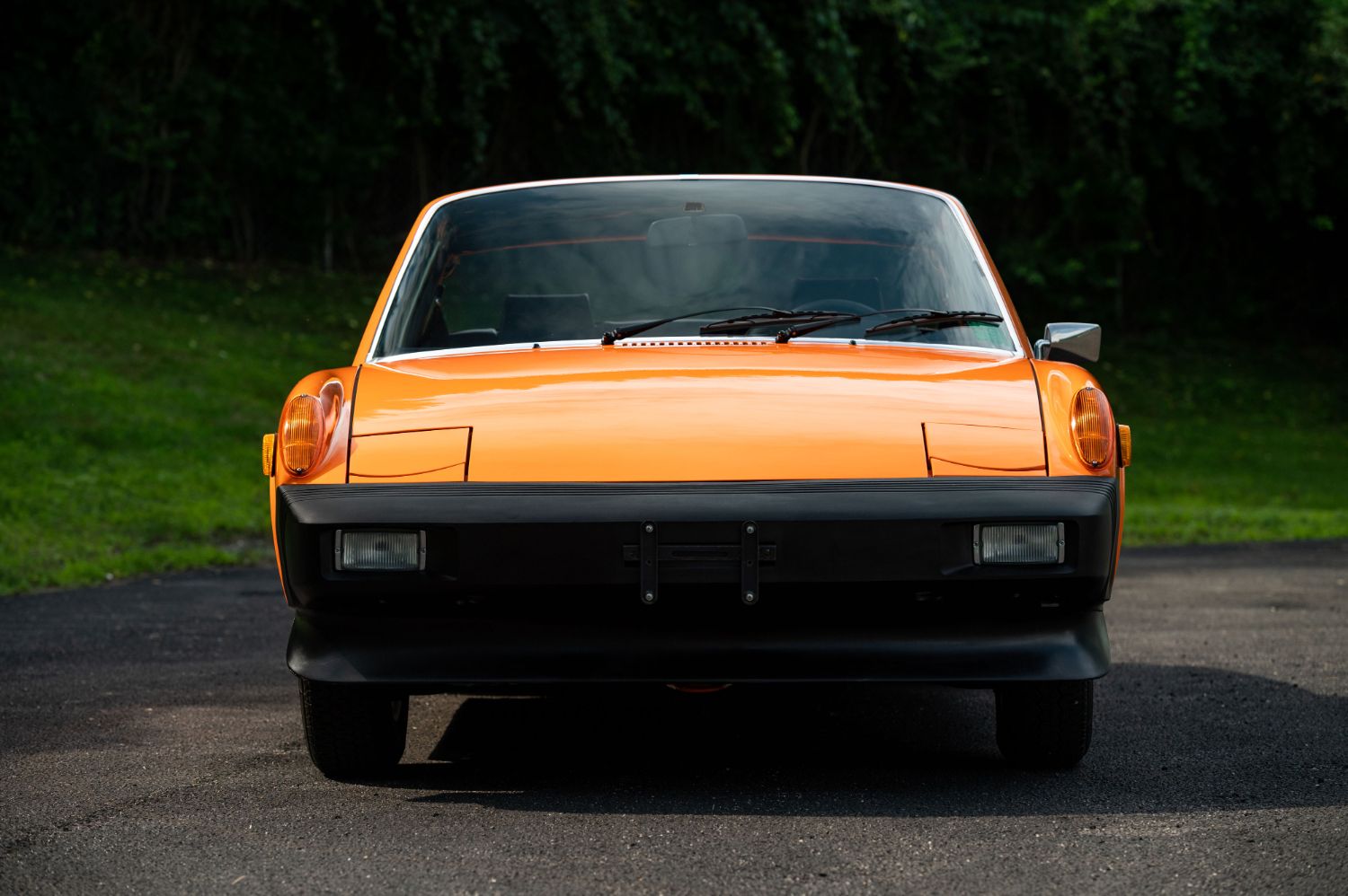 まるでタイムカプセル！ミントコンディションで発見されたポルシェ 914