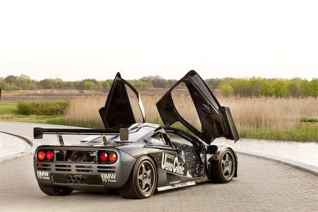 歴代名車を揃え、節目を祝うマクラーレン｜日本でも「M6GT」「MP4/4